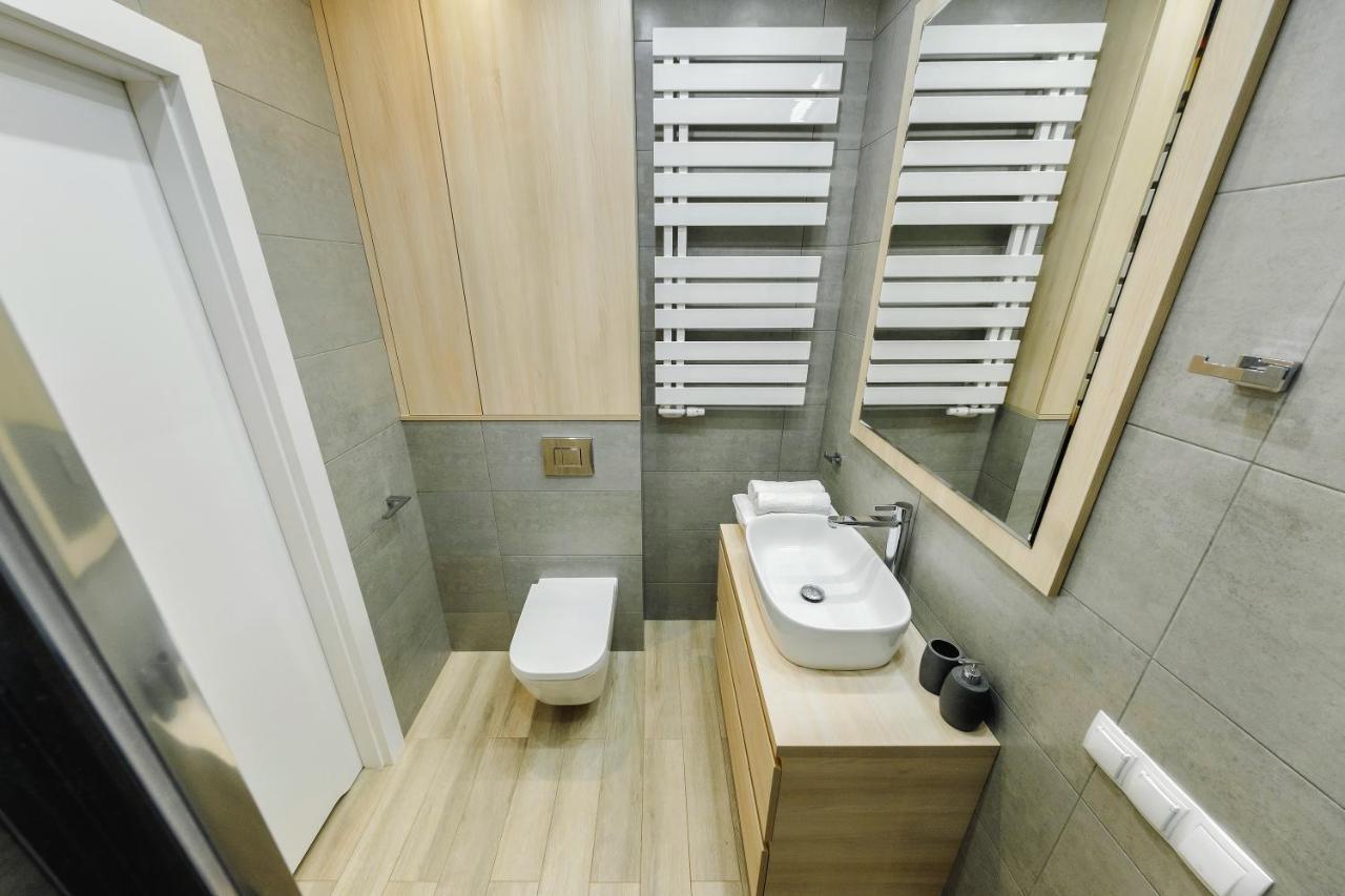 Apartament Jana Kazimierza 47 - 2 Sypialnie, 70M2, Balkon, Parking, Wi-Fi Warsaw Exterior photo